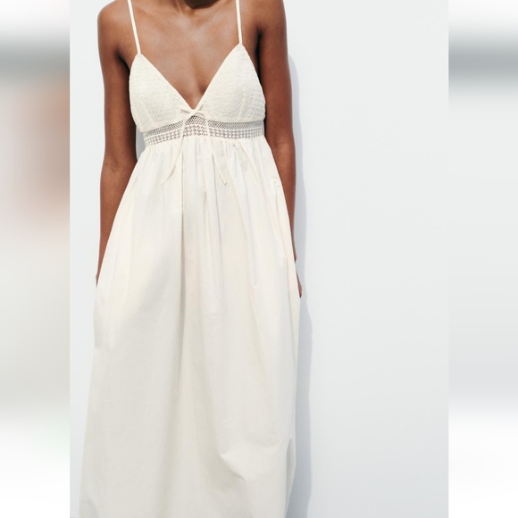 BNWT! Zara POPLIN MIDI DRESS in Ecru - Picture 4 of 9